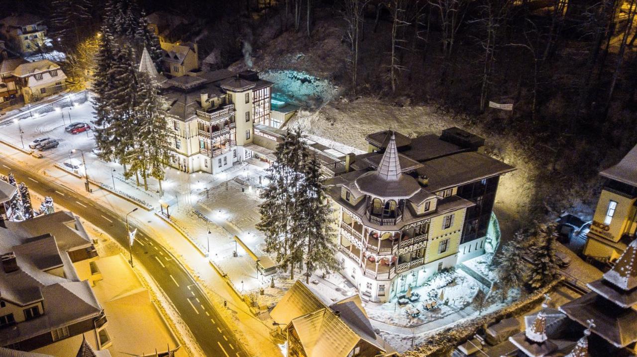 Hotel Pacsirta Sovata Eksteriør billede